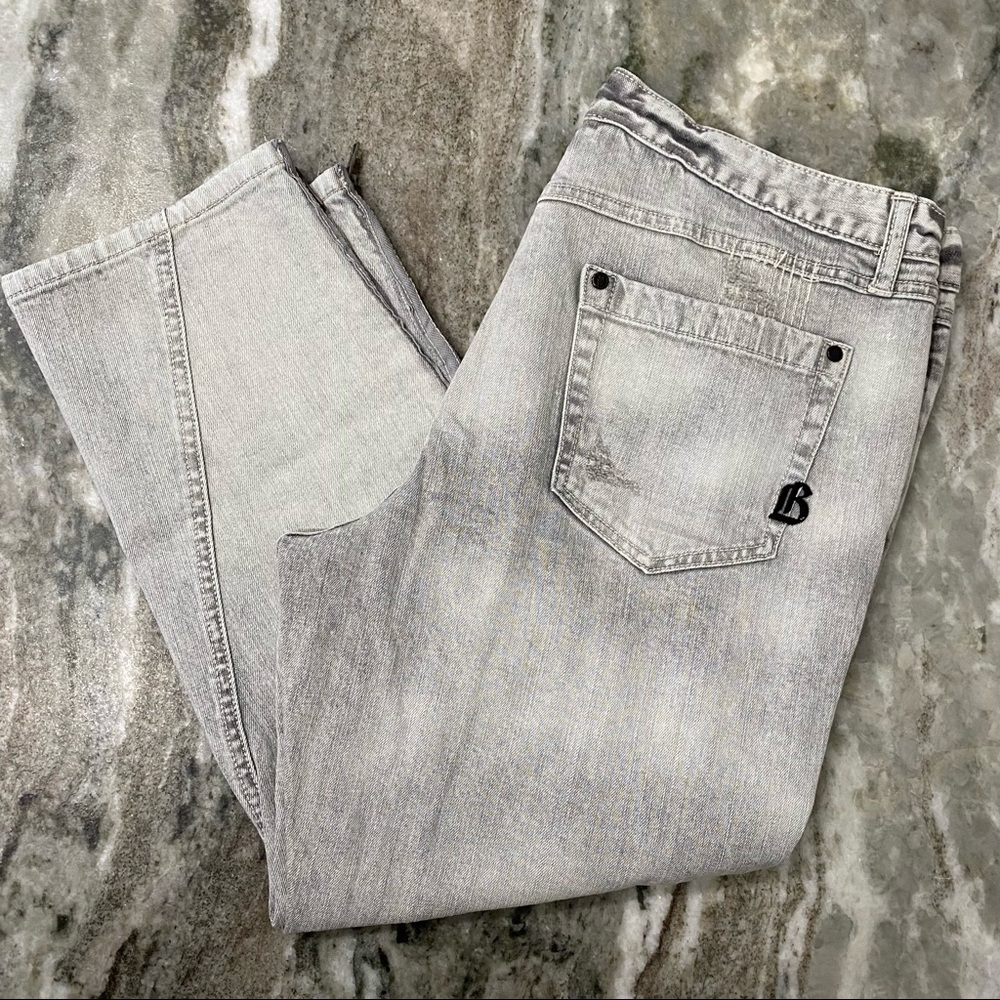 Bisou Bisou Light Gray Cropped Jeans Size 14